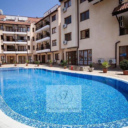 Four Seasons Apartment - Oasis Beach Resort Bliznatsi المظهر الخارجي الصورة