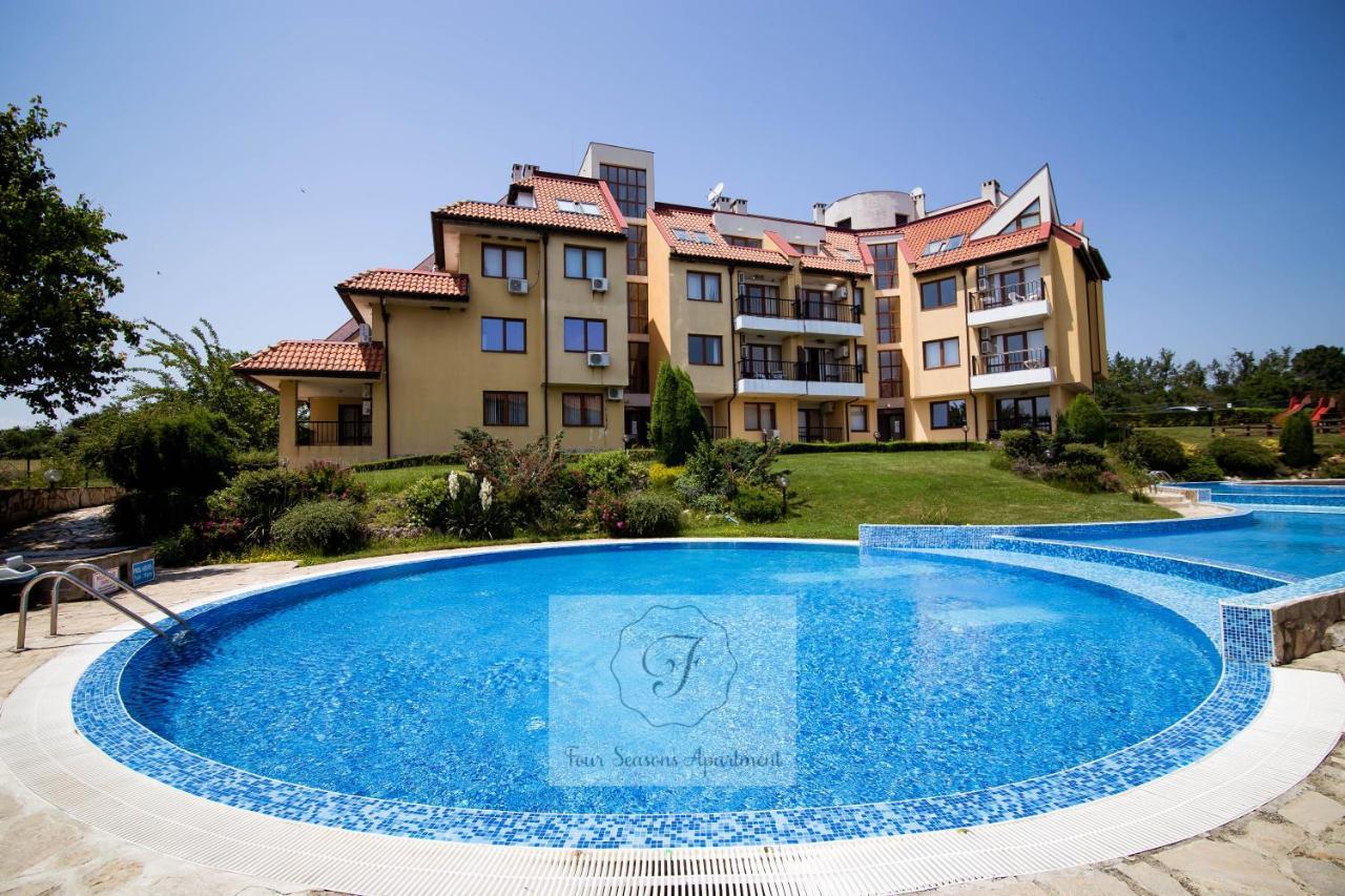 Four Seasons Apartment - Oasis Beach Resort Bliznatsi المظهر الخارجي الصورة