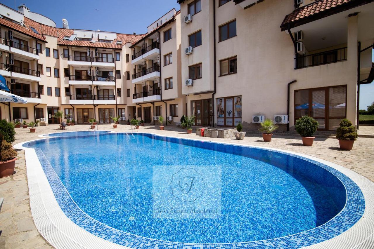Four Seasons Apartment - Oasis Beach Resort Bliznatsi المظهر الخارجي الصورة